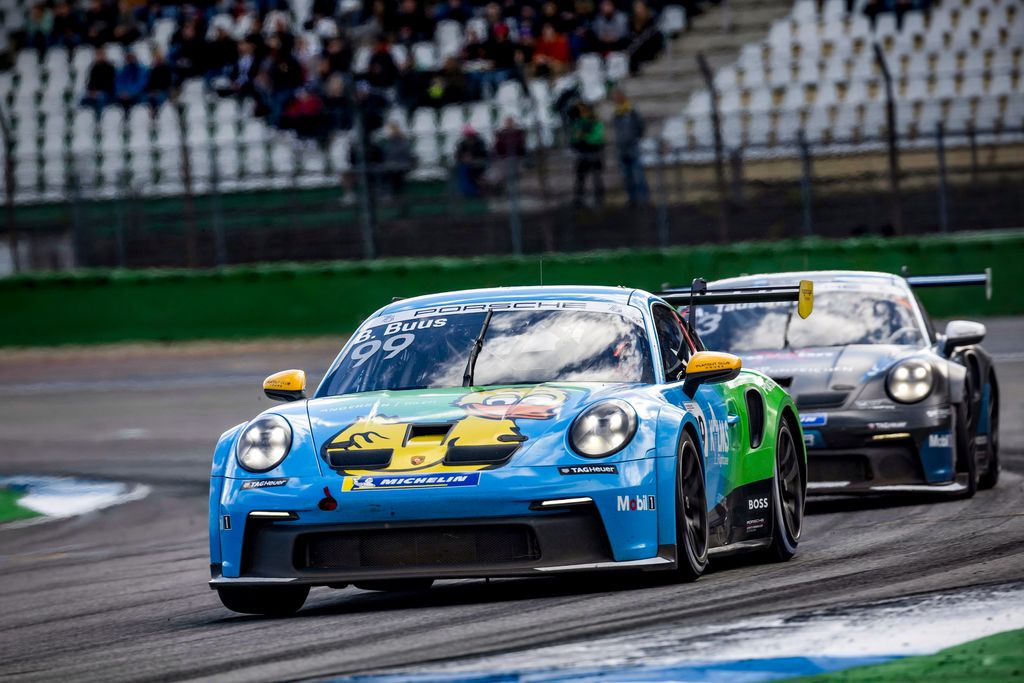 Bastian Buus sluttede på mesterskabspodiet i Porsche Carrera Cup-finale
(Foto: Porsche Motorsport)